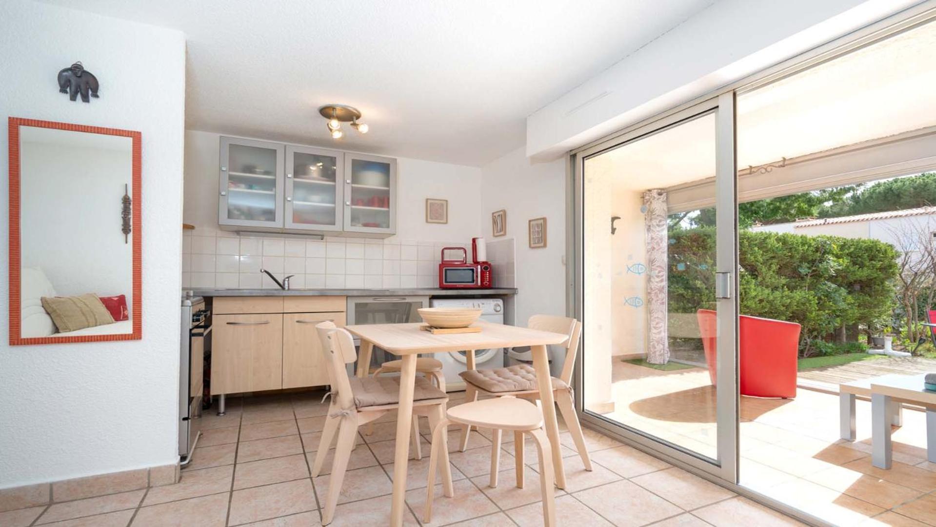 Eleuthera- 171- Appart Lumineux 4 Pers Agde Exterior photo